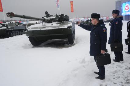 Московская область. г. Кубинка.  БМД на выставке, открывшейся  в рамках первой военно-научной конференции  `Роботизация Вооруженных Сил РФ`,  на территории  военно-патриотического парка культуры и отдыха ВС РФ `Патриот`.