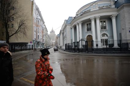 Москва. Особняк в Кривоарбатском переулке.