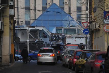 Москва.  Снос торгового центра `Пирамида`, признанного объектом самовольного строительства,  на Тверской улице.