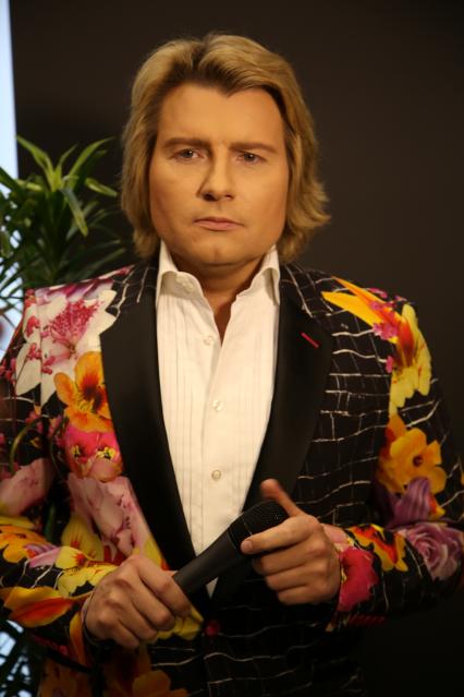 Диск 157. Радио Дача открыла дачный сезон на весеннем концерте Disco Дача 2015 певец Басков Николай