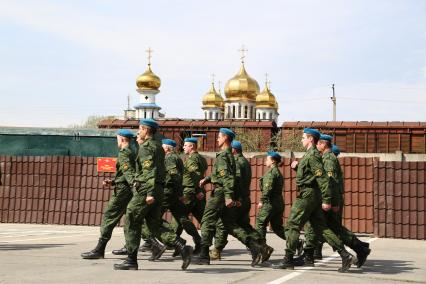 Украина, Донецк. Открытие мемориальной доски полковнику Евгению Кононову в 3 отдельном батальоне спецназа республиканской Гвардии ДНР.