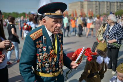 Москва.   Ветеран   во время празднования на Поклонной горе 71-й годовщины Победы в Великой Отечественной войне.