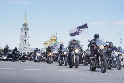 Тула.  Байкеры открыли мотосезон.