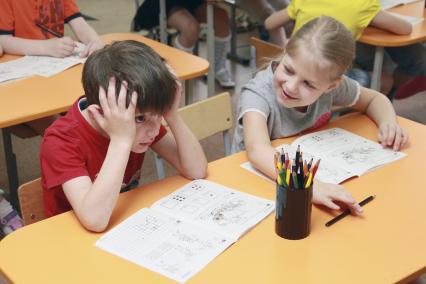 Барнаул. Дети на занятиях  в детском саду.