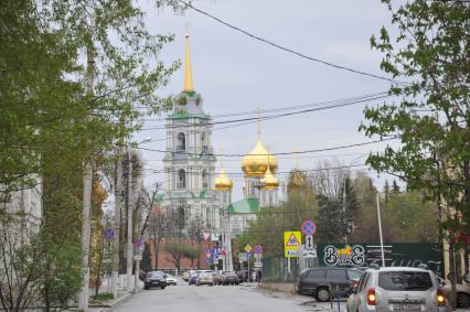 Тула. Вид на Успенский собор Тульского кремля.