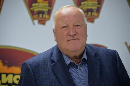 Москва. Председатель российской экологической партии `Зеленые` Анатолий Панфилов на радиостанции `Комсомольская правда`.