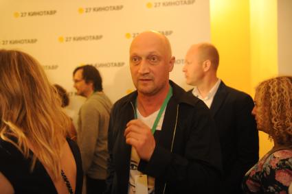 Сочи. Режиссер Юрий (Гоша) Куценко на премьере своего фильма`Врач` на 27-м Открытом российском кинофестивале `Кинотавр`.