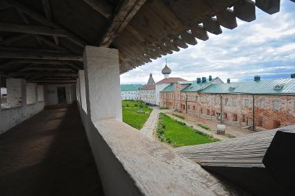 Архангельская область, Соловецкий архипелаг. Соловецкий Спасо-Преображенский ставропигиальный мужской монастырь, расположенный на Большом Соловецком острове.