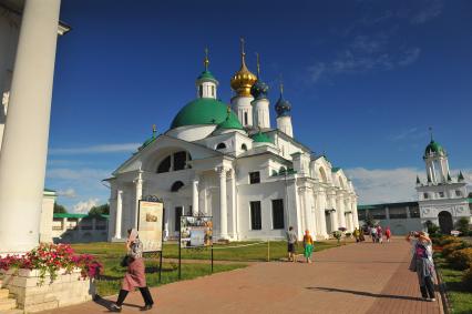 Ростов Великий.  Спасо-Яковлевский  Димитриев монастырь. Храм Зачатия св.Анны с храмом в честь святителя Иакова Ростовского.