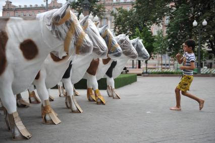 Москва. В рамках фестиваля   `Московское варенье. Дары природы ` на Пушкинской площади разместится баварская деревушка.