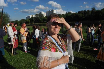 Москва. В парке Шкулева природно-охранного комплекса `Кузьминки-Люблино` состоялся общегородской Национальный белорусский праздник Купалье.