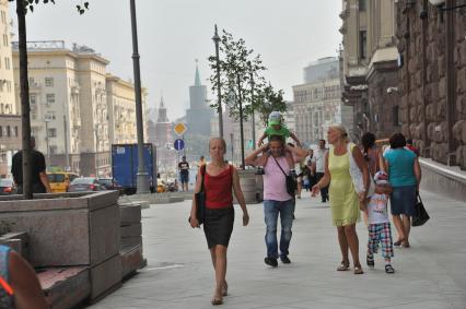 Москва. Тверская улица после реконструкции.