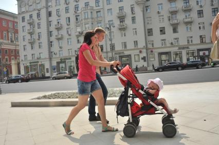 Москва. Тверская улица после реконструкции.