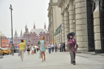 Москва. Тверская улица после реконструкции.