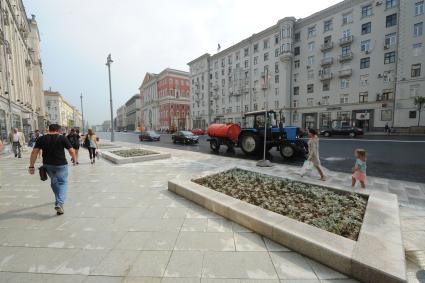 Москва. Тверская улица после реконструкции.