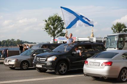 Санкт-Петербург.   Десантники во время празднования Дня Воздушно-десантных войск.