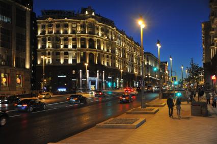 Москва.  Тверская улица после реконструкции.