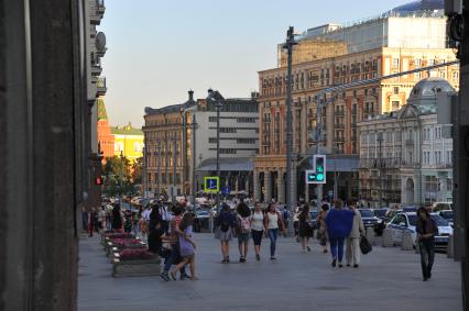 Москва.  Тверская улица после реконструкции.