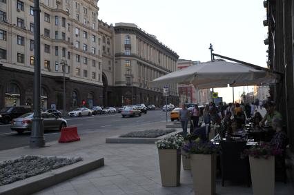 Москва.  Тверская улица после реконструкции.