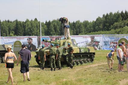 Диск 172. Ежегодный рок - фестиваль НАШЕСТВИЕ 2013  Самоходное артиллерийское орудие 2С9 НОНА-С