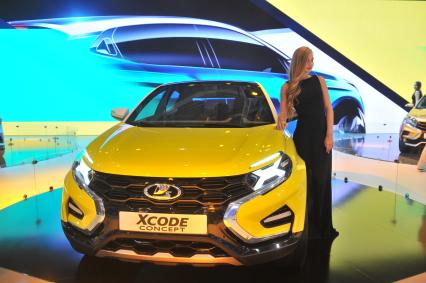 Москва.  Концепт-кар Lada Xcode на Московском международном автомобильном салоне - 2016  в Международном выставочном центре `Крокус Экспо`.