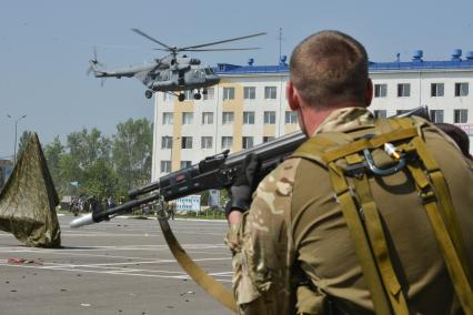 Ставрополь. Парадом и показательными выступлениями отметил свой профессиональный праздник 247-й гвардейский десантно-штурмовой Кавказский казачий о полк .