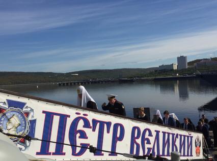 Мурманская область, Североморск.  В ходе поездки в Заполярье Патриарх Московский и Всея Руси Кирилл посетил атомный крейсер `Петр Великий`.