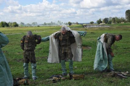 Серпухов. На полигоне филиала академии Ракетных войск стратегического назначения прошли масштабные учения военной академии РВСН имени Петра Великого и Серпуховского училища РВСН.