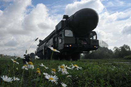 Серпухов. На полигоне филиала академии Ракетных войск стратегического назначения прошли масштабные учения военной академии РВСН имени Петра Великого  и Серпуховского училища РВСН.