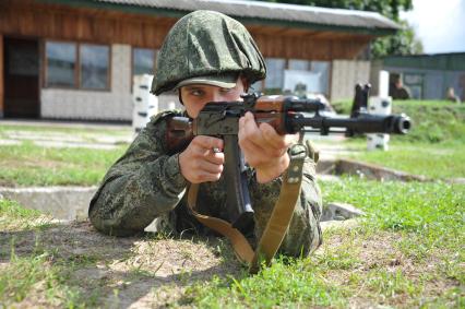 Серпухов. На полигоне филиала академии Ракетных войск стратегического назначения прошли масштабные учения военной академии РВСН имени Петра Великого и Серпуховского училища РВСН.