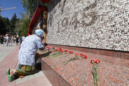 Ставрополь. На Крепостной горе состоялось открытие мемориального панно `Мы победили !` в память воинов-ставропольцев, сражавшихся на фронтах Великой Отечественной войны.