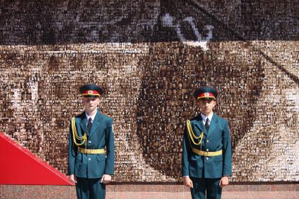 Ставрополь. На Крепостной горе состоялось открытие мемориального панно `Мы победили !` в память воинов-ставропольцев, сражавшихся на фронтах Великой Отечественной войны.