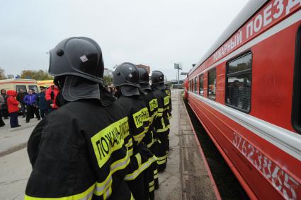 Москва. Городские учения МЧС и других экстренных служб.