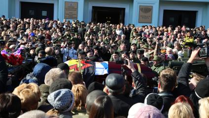 Украина, Донецк. Церемония прощания с командиром батальона `Спарта` Арсеном Павловым (Моторолой).