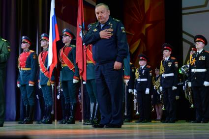 Москва. Глава комитета Государственной Думы по обороне Владимир Шаманов на  первом слете московского отделения Всероссийского военно-патриотического движения `Юнармия` на Воробьевых горах.