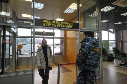 Москва. В здании международного автовокзала `Южные ворота` в Люблино.