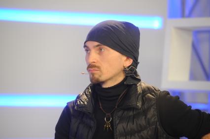 Москва. Певец, музыкант, композитор Игорь Тальков-младший на радиостанции `Комсомольская правда`.