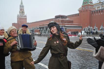 Москва. Участники торжественного марша, посвященного 75-й годовщине военного парада 1941 года на Красной площади.