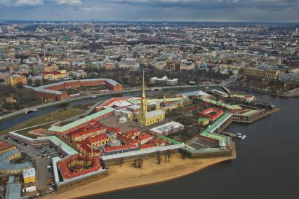 Санкт-Петербург. Вид на Петропавловскую крепость с высоты птичьего полета.