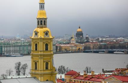 Санкт-Петербург. Вид на город с вертолета.