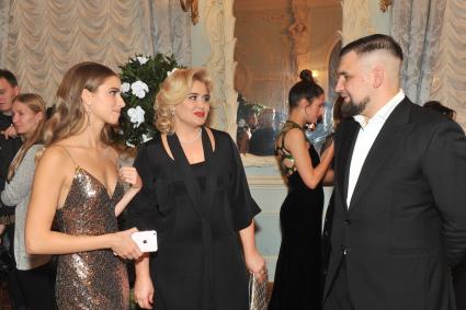 Москва. Певец Василий Вакуленко (Баста) на Балу дебютанток журнала Tatler в Колонном зале Дома союзов.