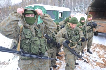 Московская область. Алабино. Разведбат Таманской дивизии готовится к учениям.