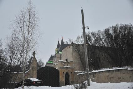 Московская область, д.Грязь. Вид на замок артиста Максима Галкина и Аллы Пугачевой .