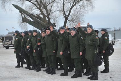 Московская область, Железнодорожный. Призывники  в сборном пункте  военного комиссариата московской области  перед отправкой к месту несения службы в ВС РФ.