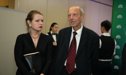 Диск 179. Журналист Дмитрий Захаров с дочерью Анной