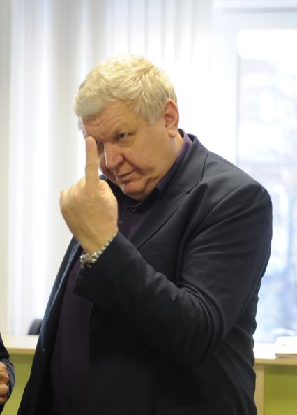 Москва. Главный тренер женской сборной России по гандболу Евгений Трефилов в редакции `Комсомольской правды`.