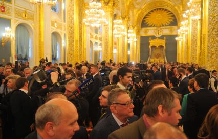Москва. Перед выступлением президента РФ В.Путина с ежегодным посланием к Федеральному Собранию РФ в Кремле.