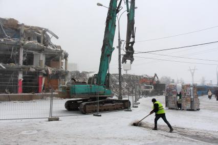 Москва. Третья волна сноса самостроя у метро Петровско-Разумовская.