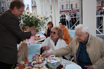 Диск 184. ПЕРСОНА режиссер Галина Волчек и актер Олег Табаков