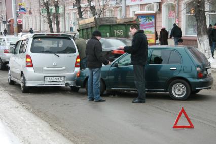 Барнаул. Автомобили, пострадавшие в результате ДТП.